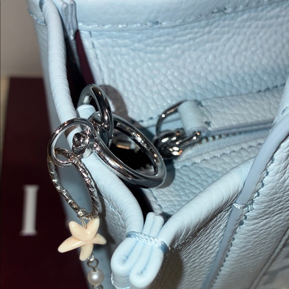 Hawaiian Purse Lei Starfish, Pikake with Pearl accents - Picture 3 of 4